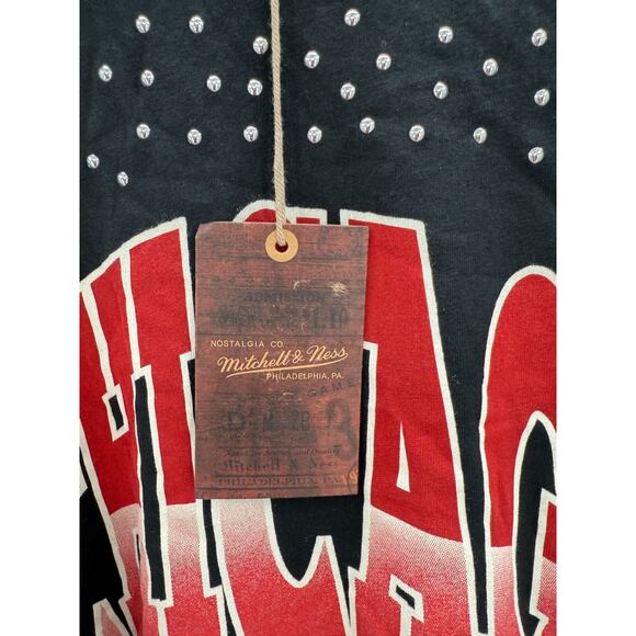 Mitchell & Ness Chicago Cubs Women's Boxy Crop Long Sleeve T-Shirt Size 2XL New - Picture 7 of 9